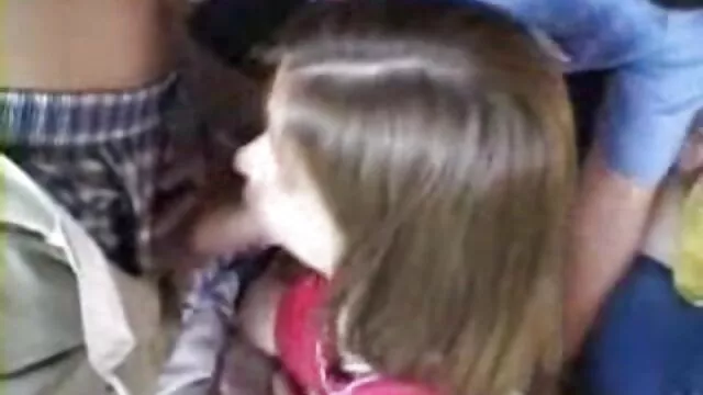 عالی :  نونونوجوان سوراخ در یک هیولا دیک در مقابل دوست سکس پسر با پسر زیبا دختر او را کلیپ های ویدیویی رایگان 