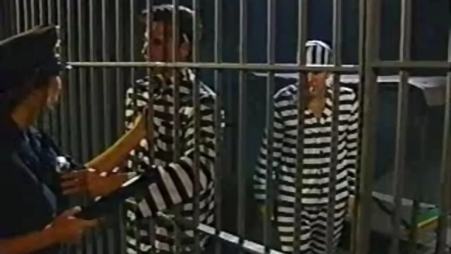 عالی :  سکس سیرن اوا سکس مقعدی زیبا لوویا شوهر توسط نوکر کلیپ های ویدیویی رایگان 